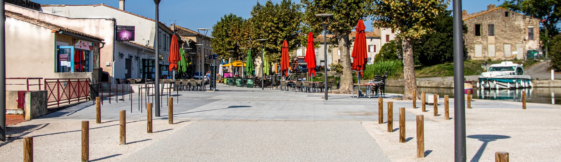 la place trèbes
